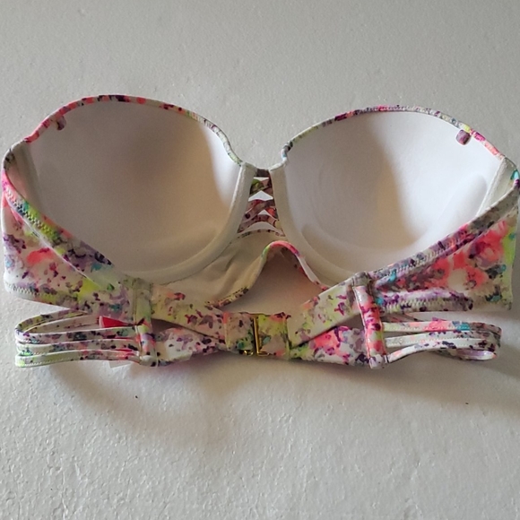 Victoria Secret Strapless swim top - Picture 2 of 5